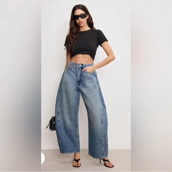 NWT Good American Good Extreme Barrel  Jeans size 8/29. Inseam 27 1/2. - Picture 3 of 9